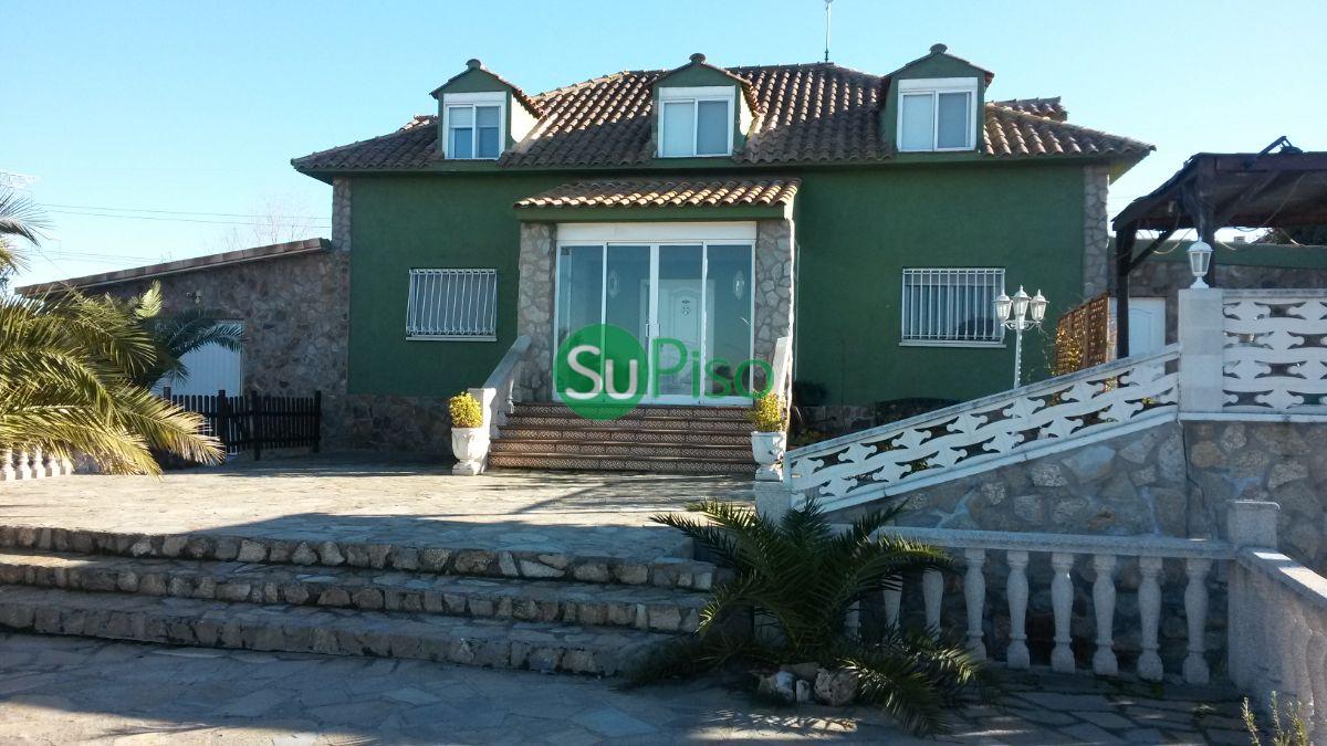 Venta de chalet en Yeles