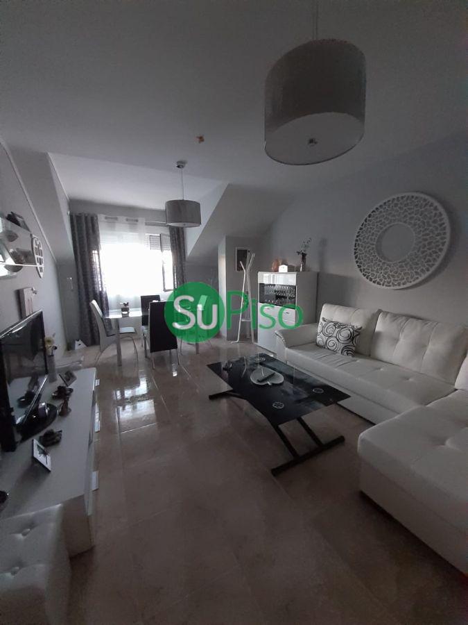 For sale of penthouse in Yeles