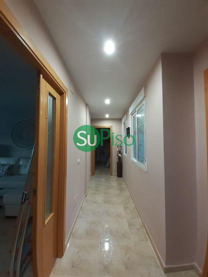 For sale of penthouse in Yeles