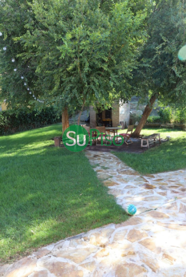 For sale of chalet in Yeles