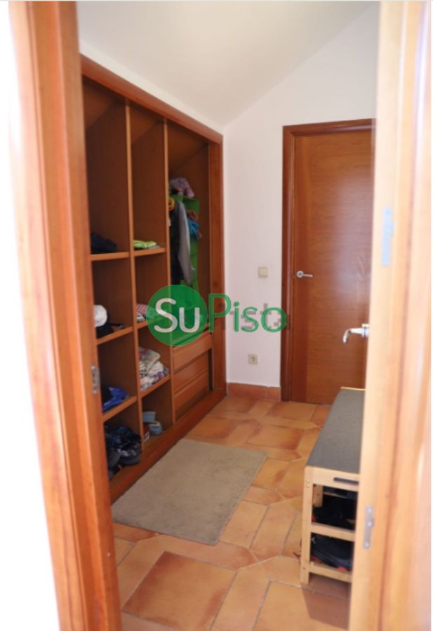 For sale of chalet in Yeles