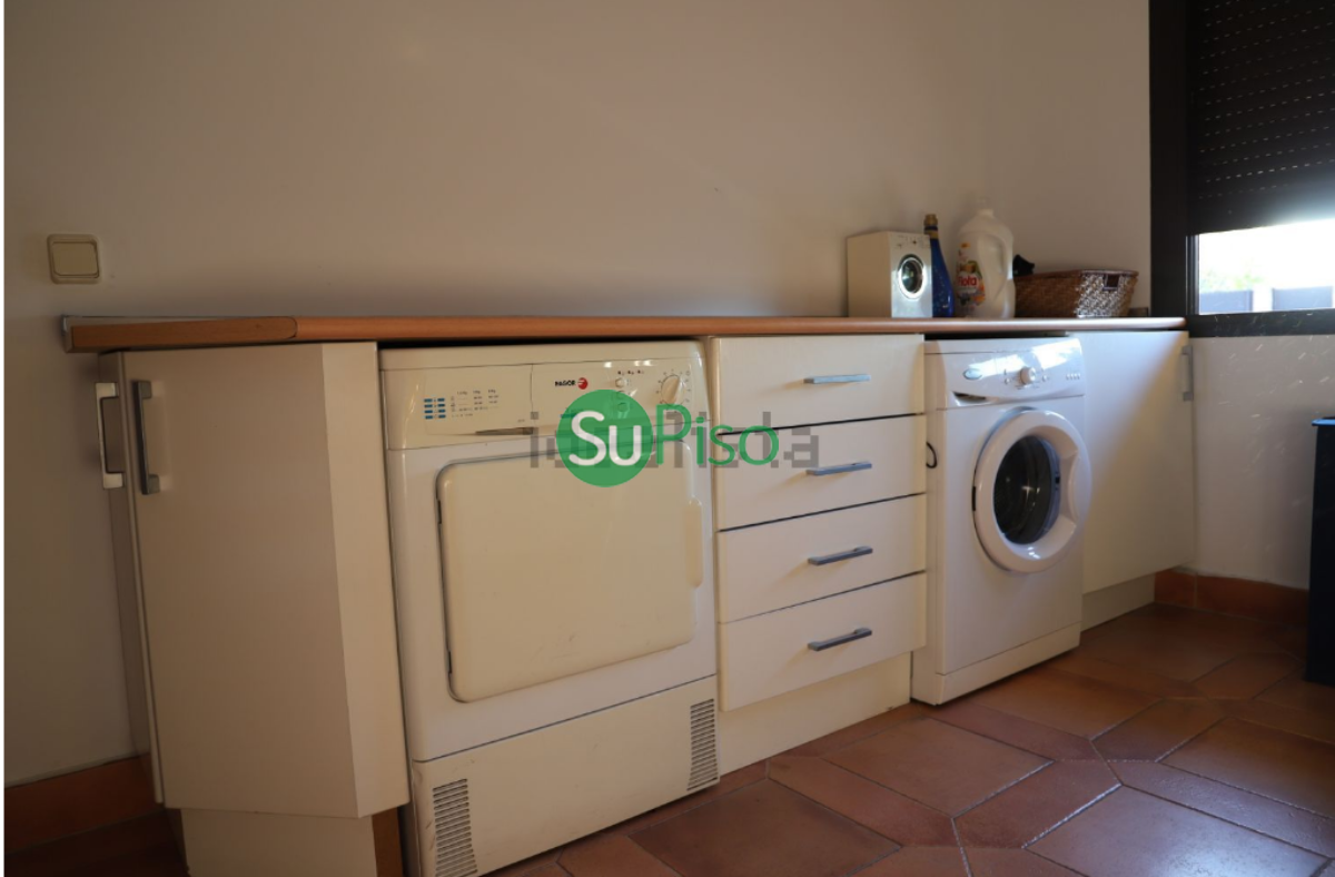 For sale of chalet in Yeles