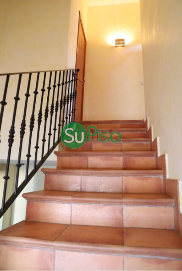 For sale of chalet in Yeles