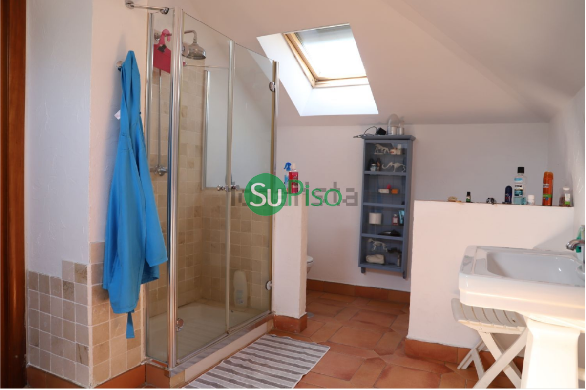 For sale of chalet in Yeles