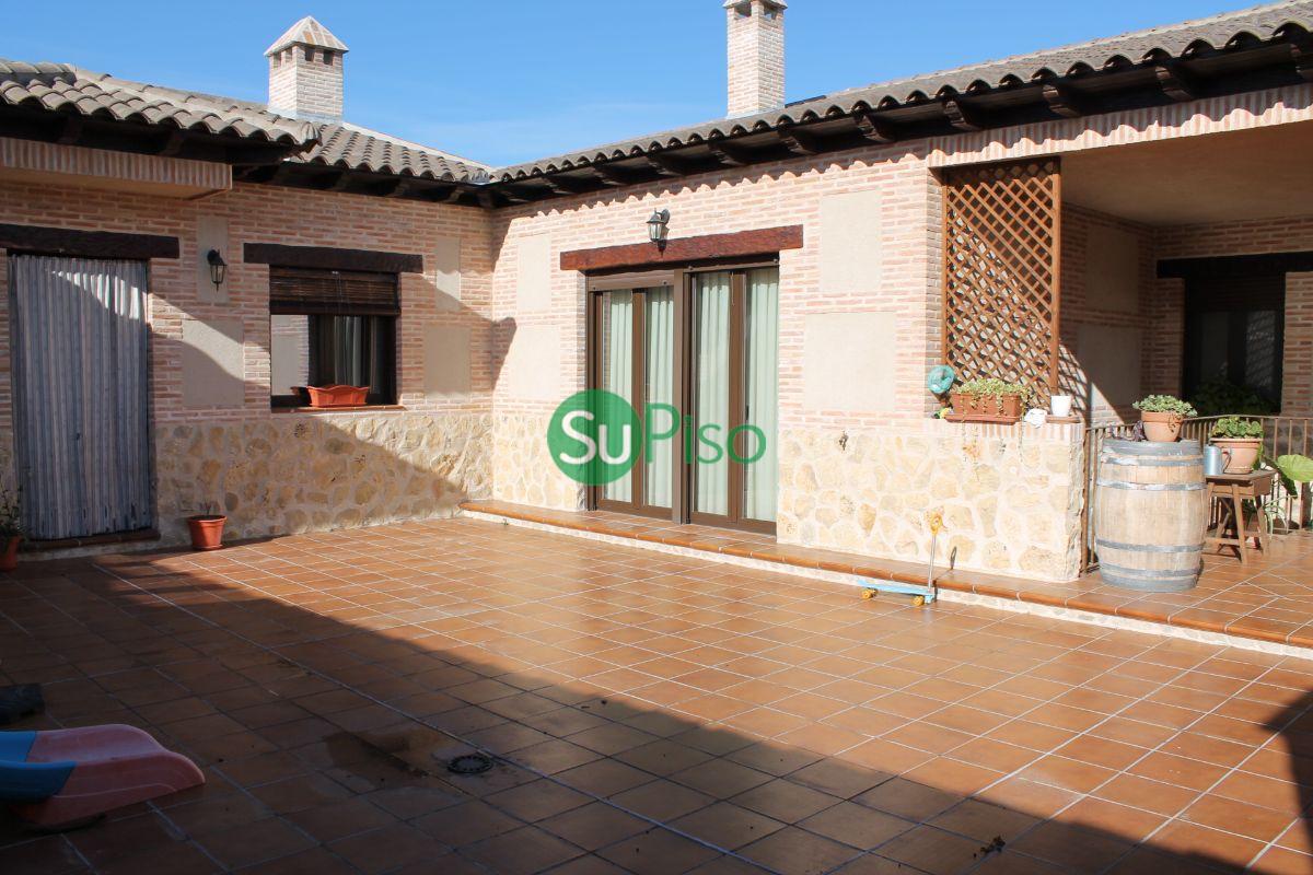 For sale of chalet in Mocejón
