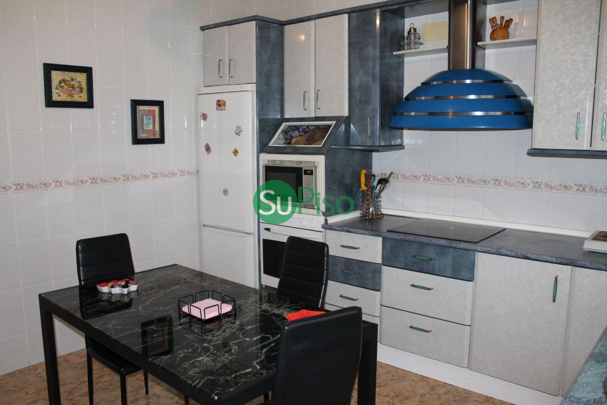 For sale of chalet in Yeles