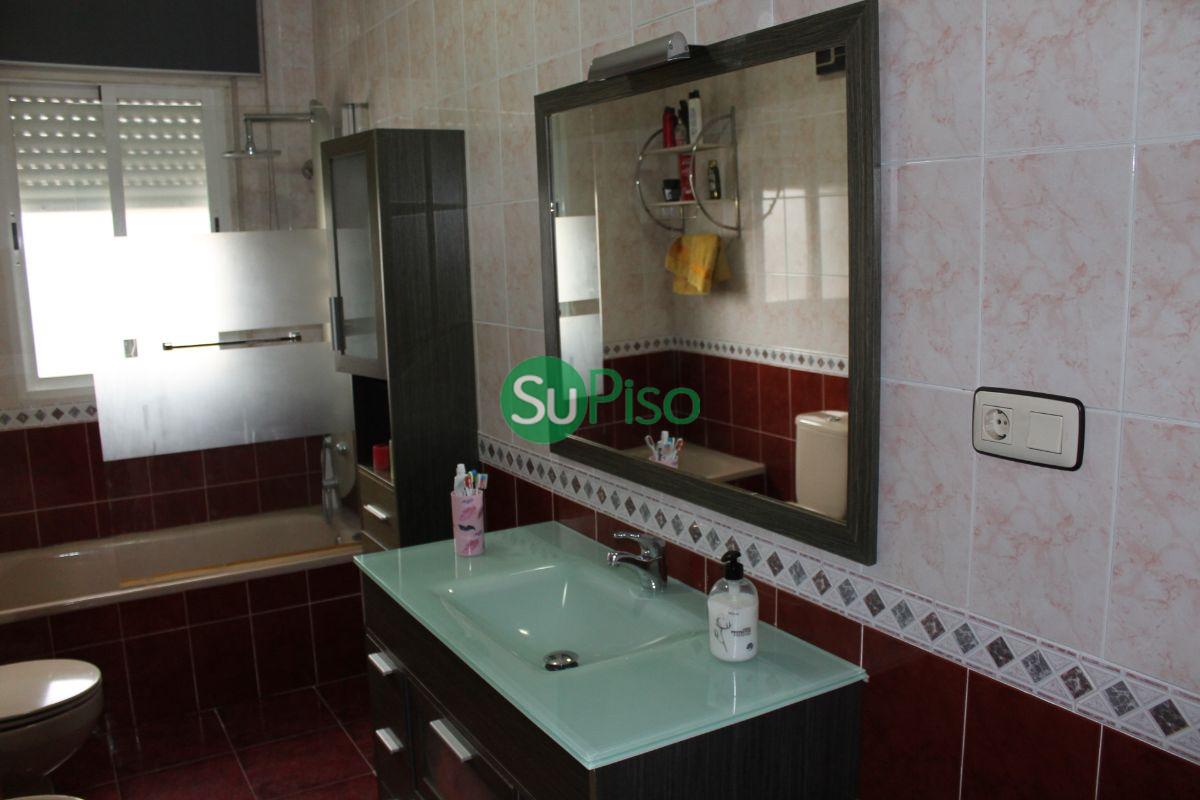 For sale of chalet in Yeles