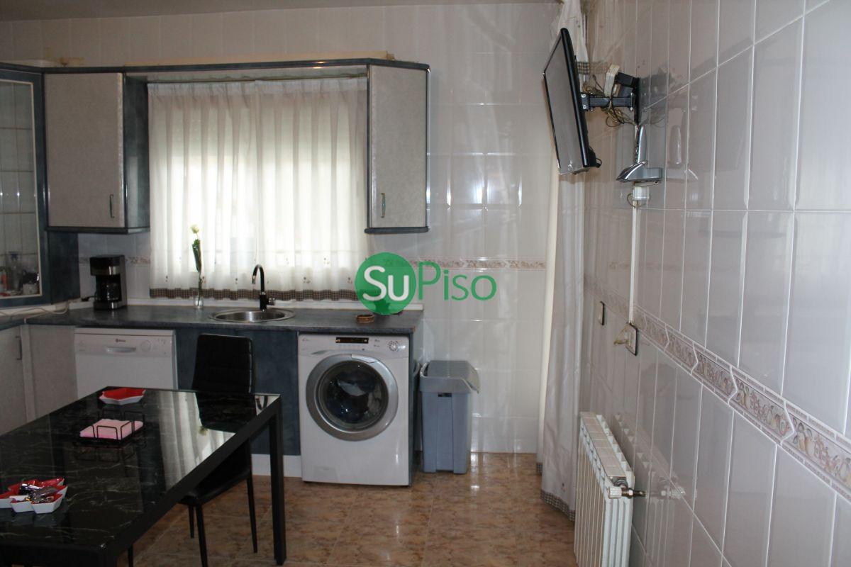 For sale of chalet in Yeles