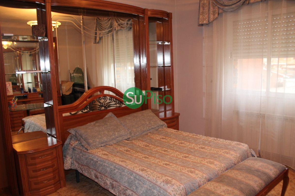 For sale of chalet in Yeles