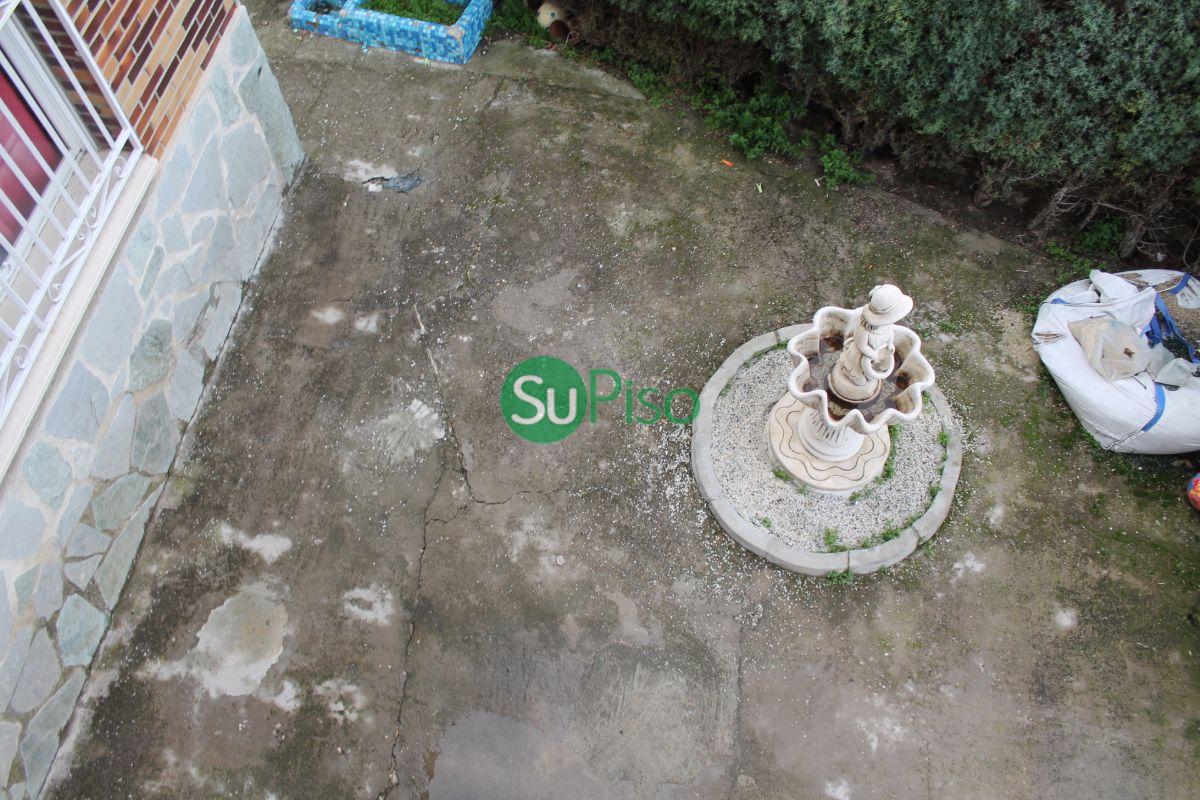 For sale of chalet in Yeles