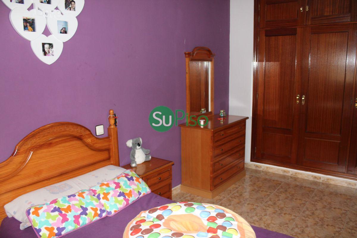 For sale of chalet in Yeles