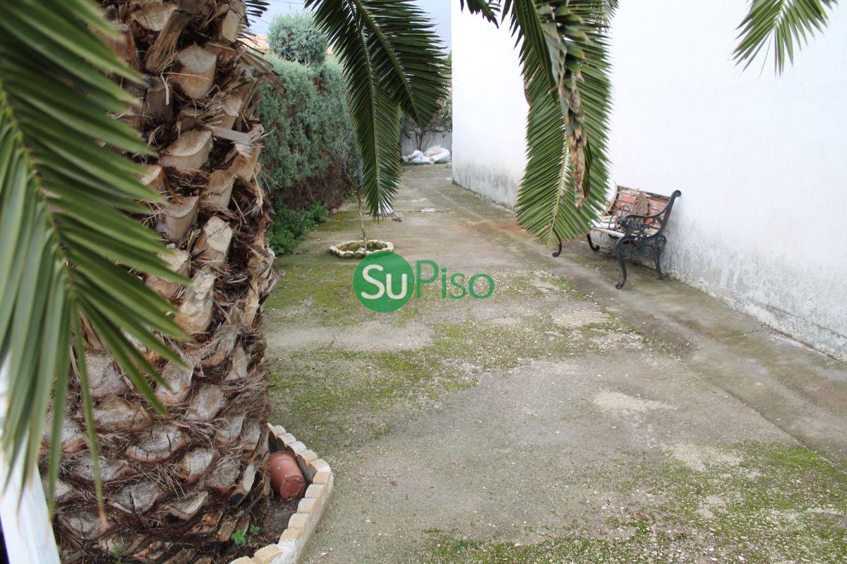 For sale of chalet in Yeles