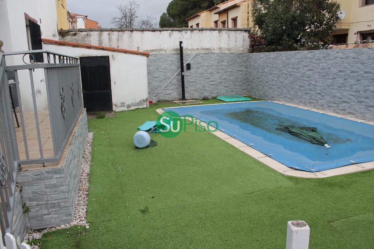 For sale of chalet in Yeles