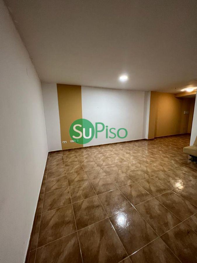 For sale of study in Yeles