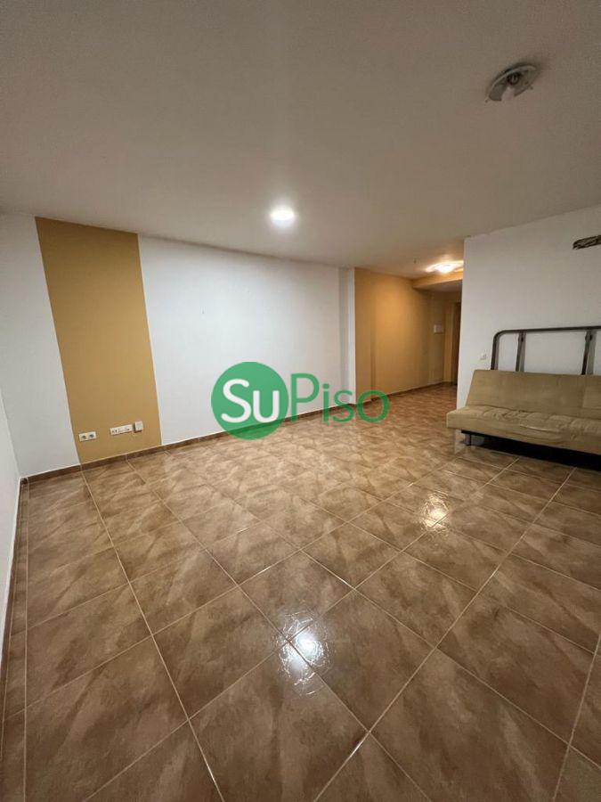 For sale of study in Yeles