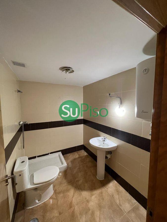 For sale of study in Yeles