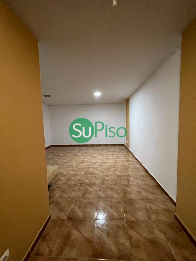 For sale of study in Yeles
