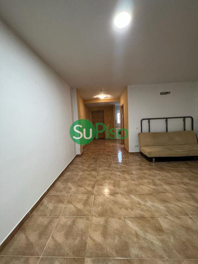 For sale of study in Yeles