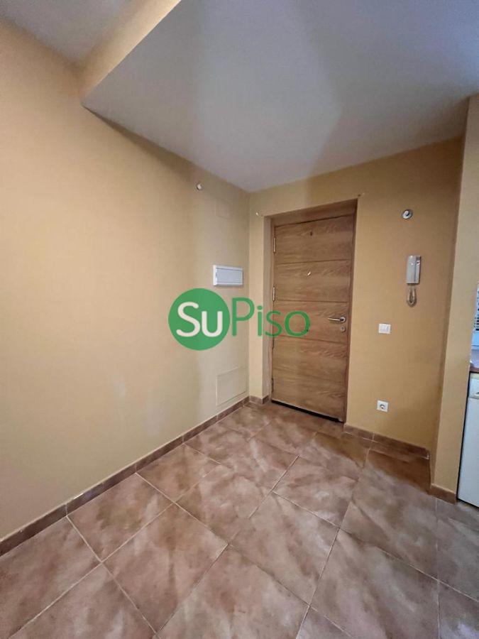 For sale of study in Yeles