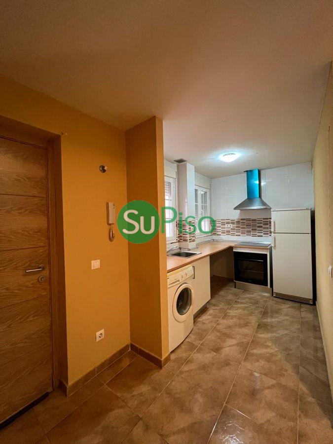 For sale of study in Yeles
