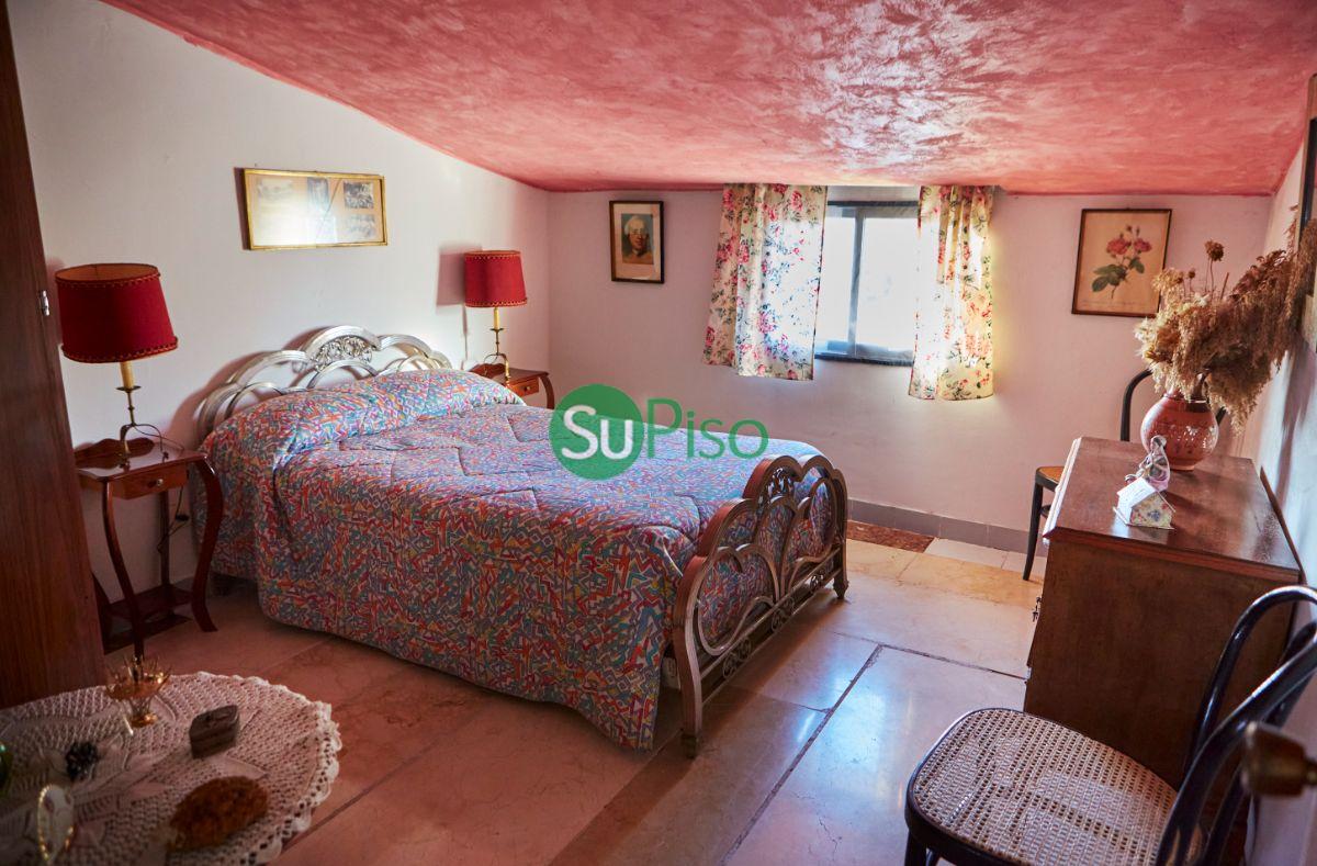 For sale of house in Yeles