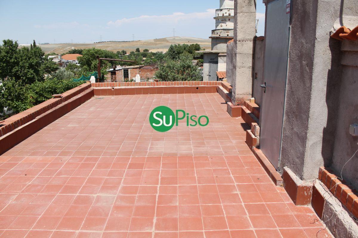 For sale of house in Yeles
