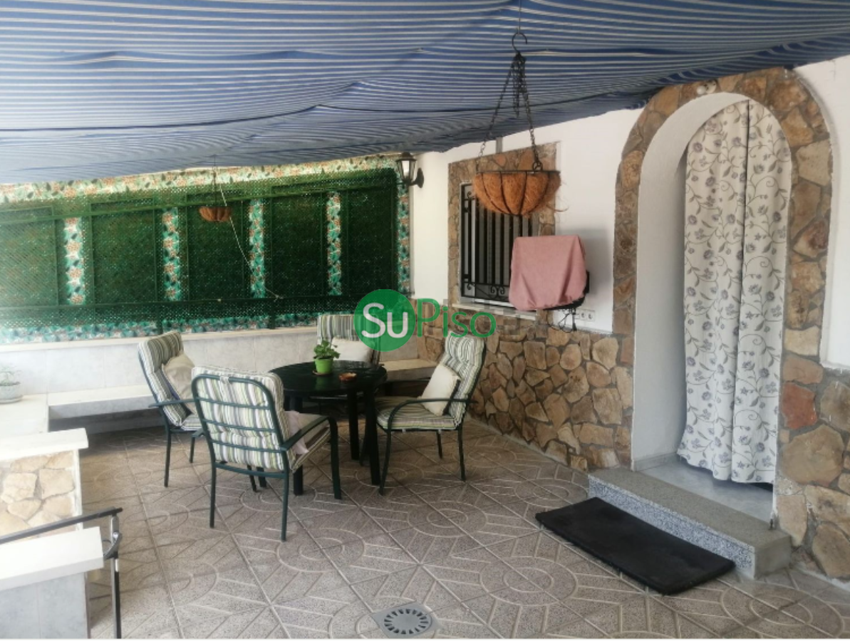 For sale of house in Yeles