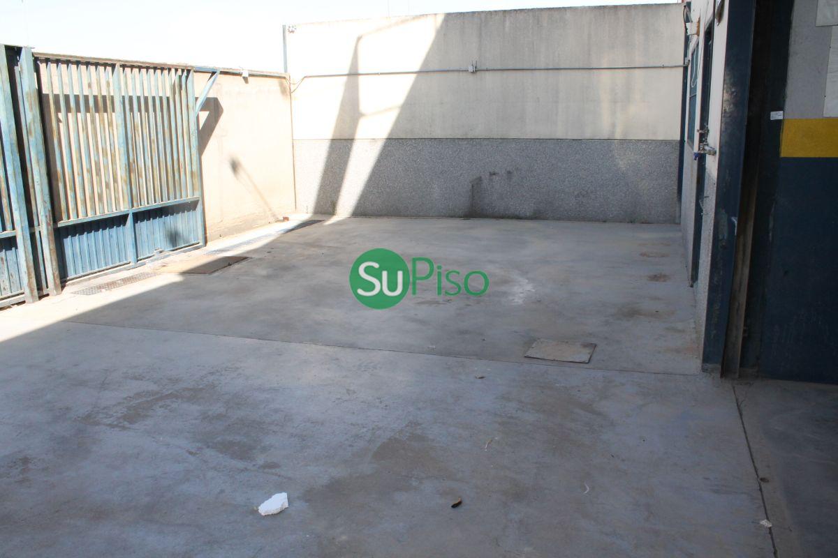 For rent of industrial plant/warehouse in Illescas