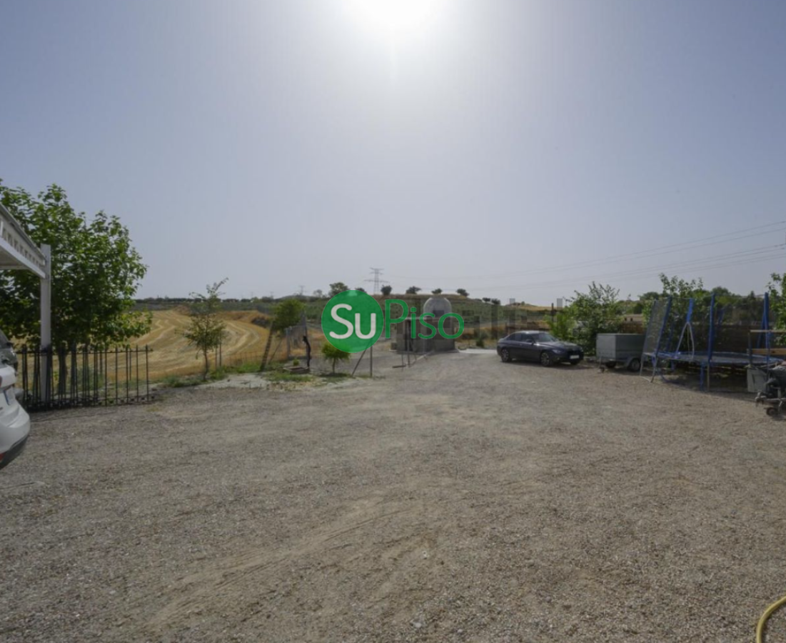 For sale of recreation property in Yeles