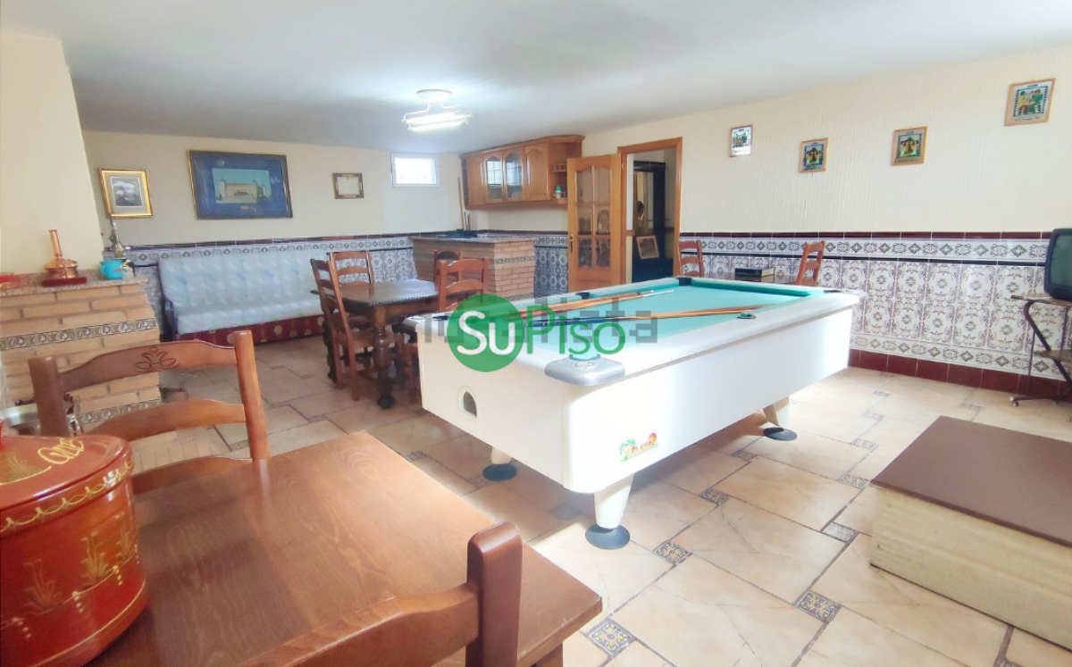 Venta de chalet en Yeles