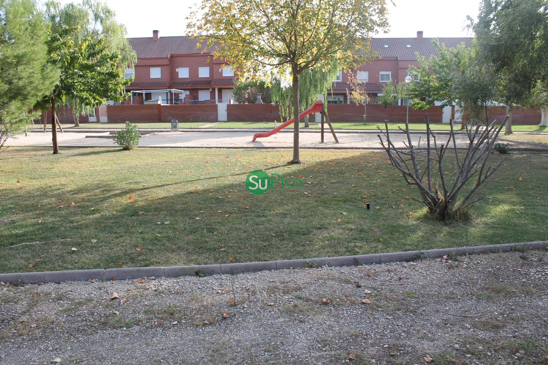 For sale of chalet in Illescas
