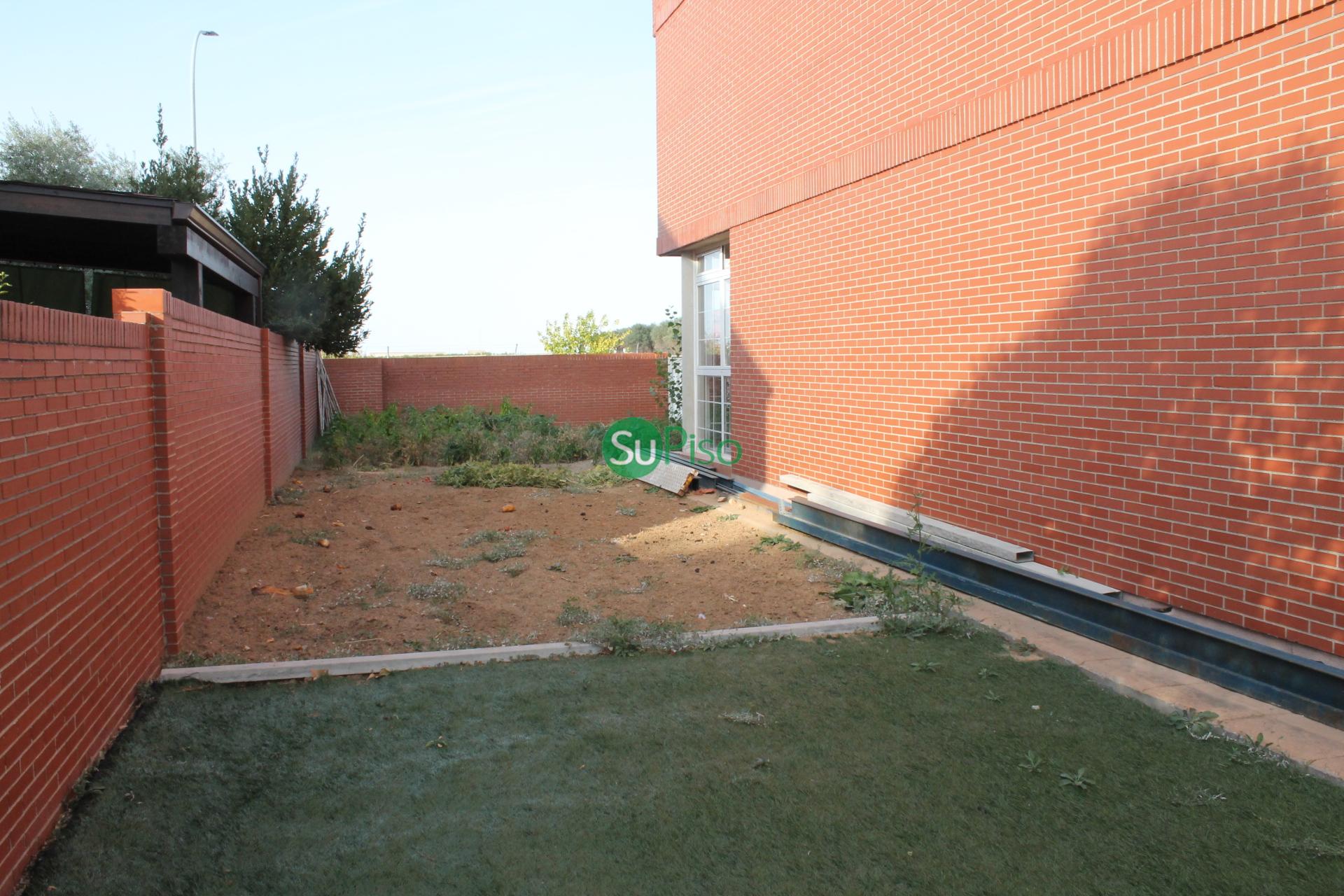 For sale of chalet in Illescas