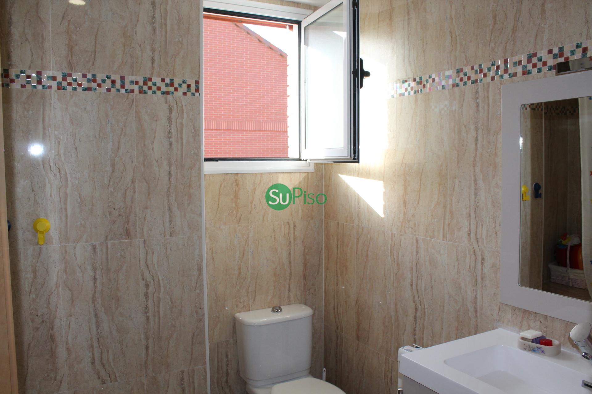 For sale of chalet in Illescas