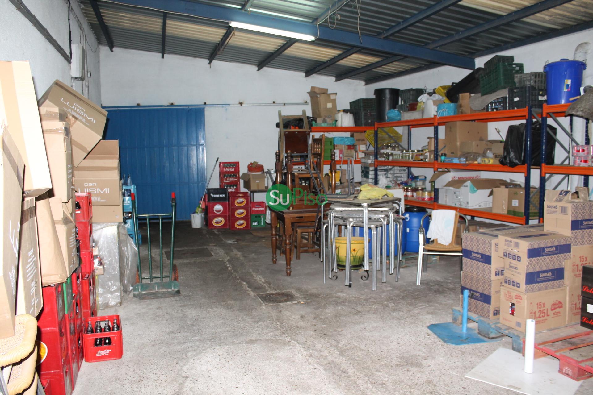 Venta de local comercial en Yeles