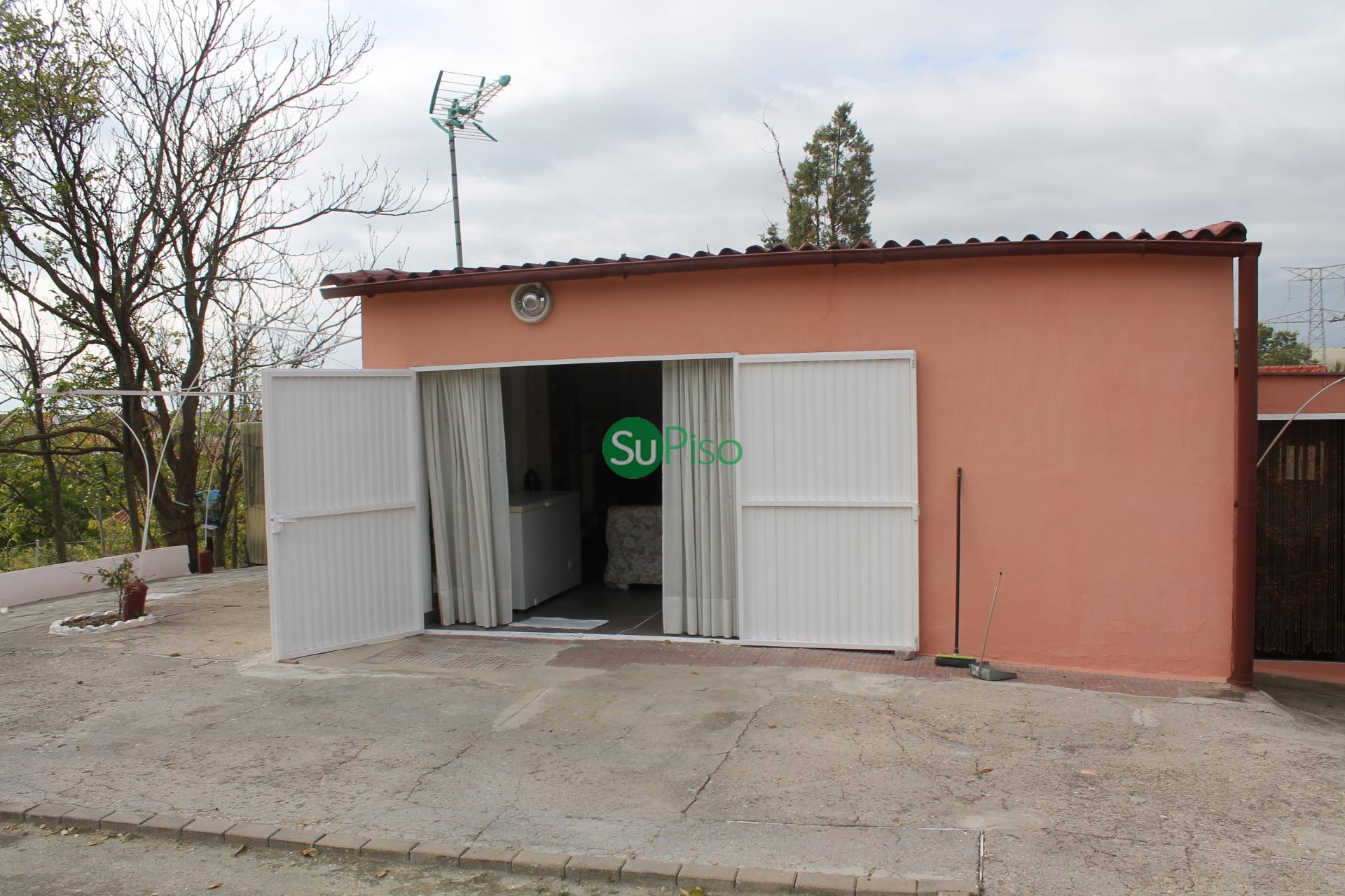 Venta de chalet en Yeles