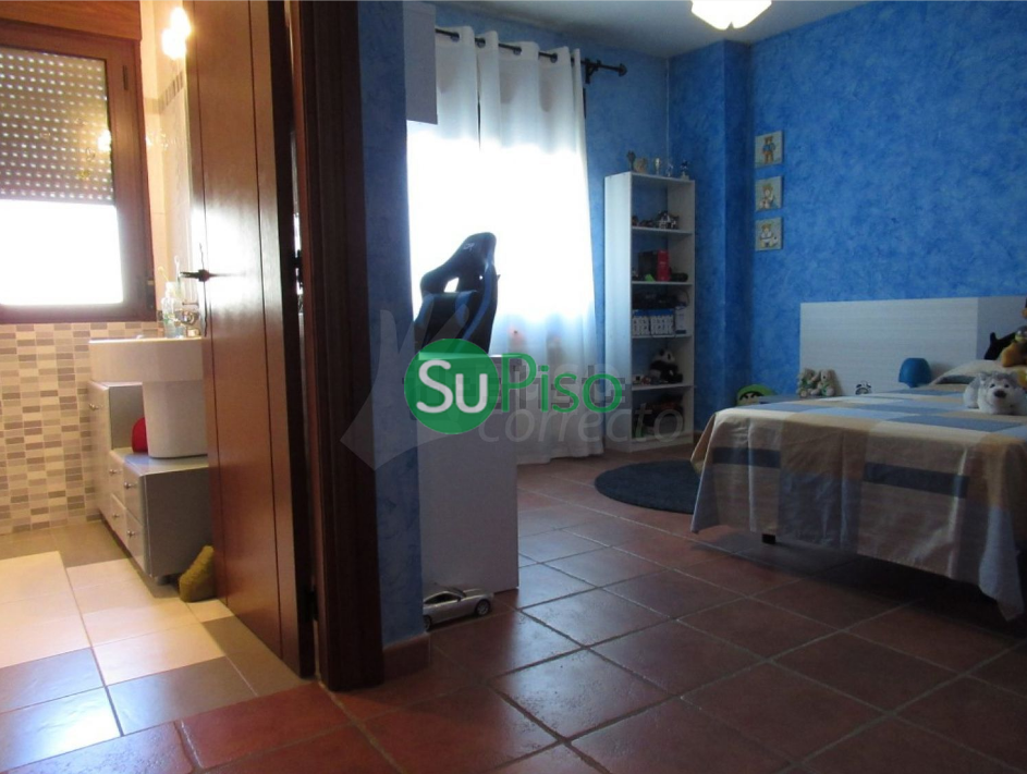 For sale of house in Yeles