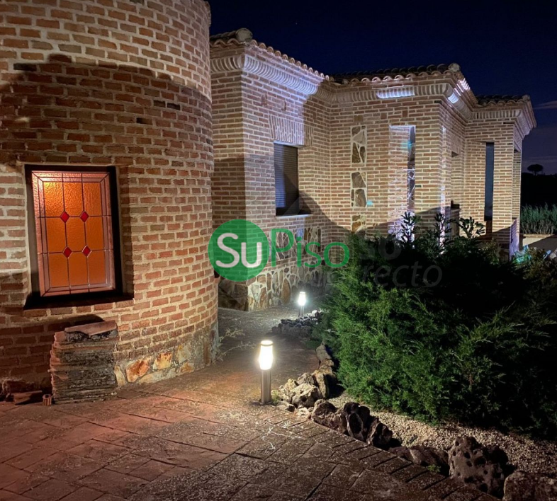 For sale of house in Yeles