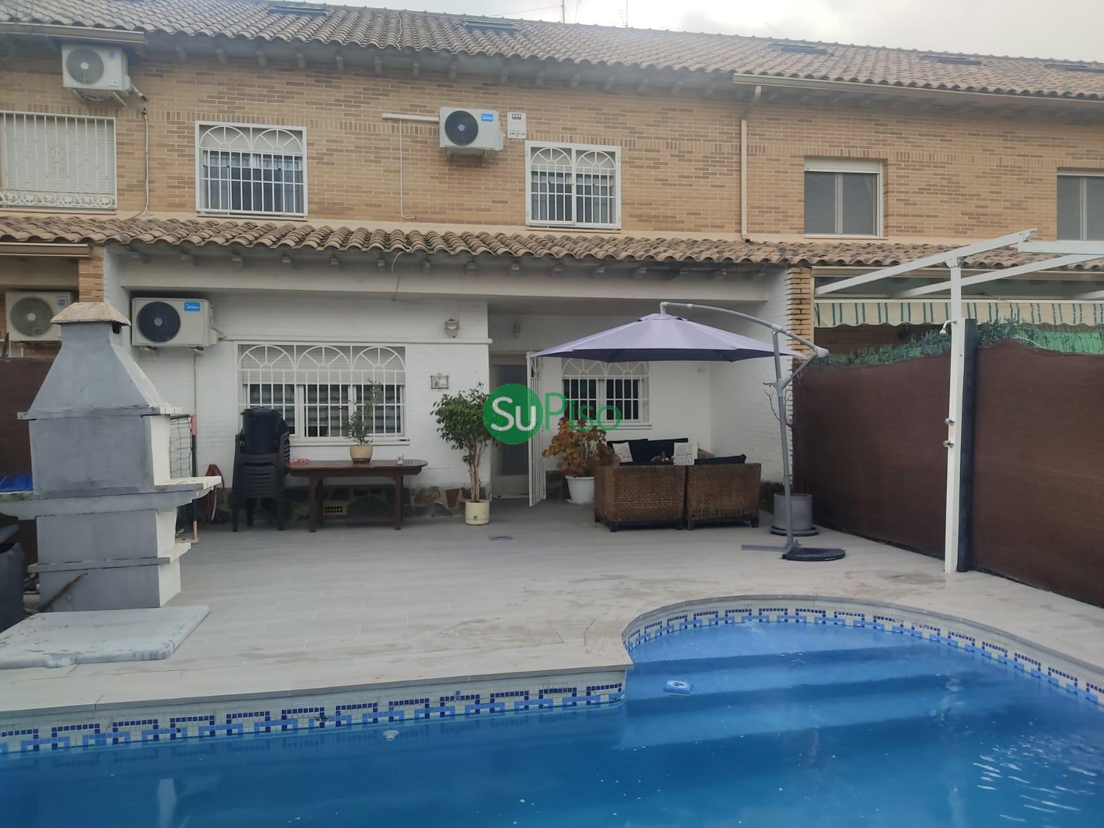 For sale of chalet in Yeles