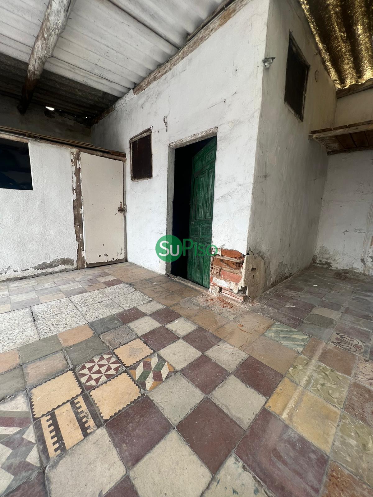 For sale of ground floor in Illescas
