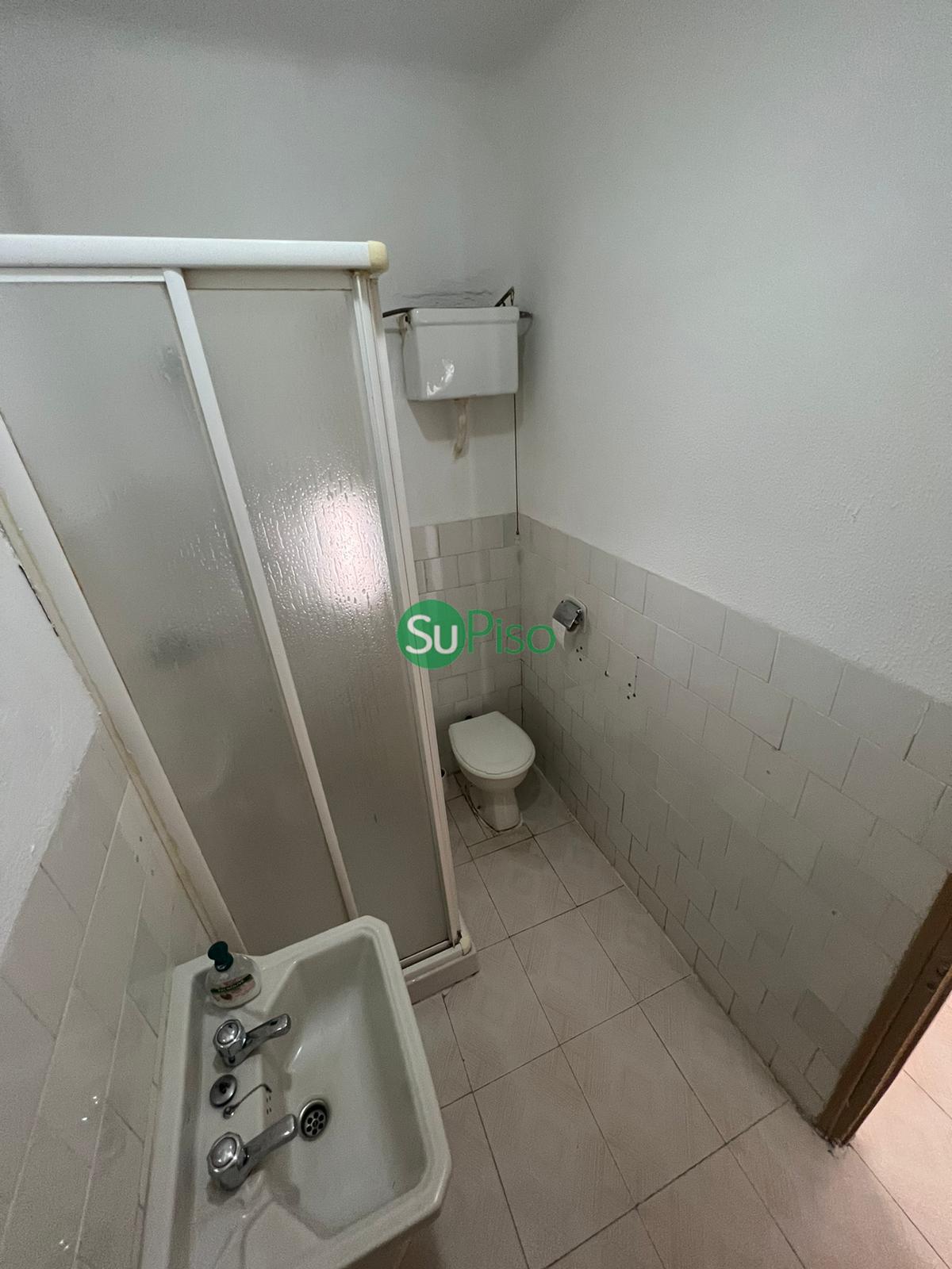 For sale of ground floor in Illescas