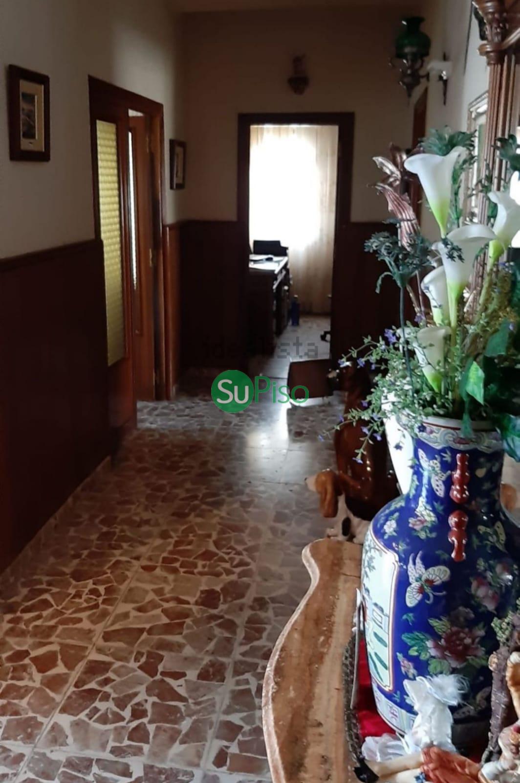 For sale of house in Esquivias