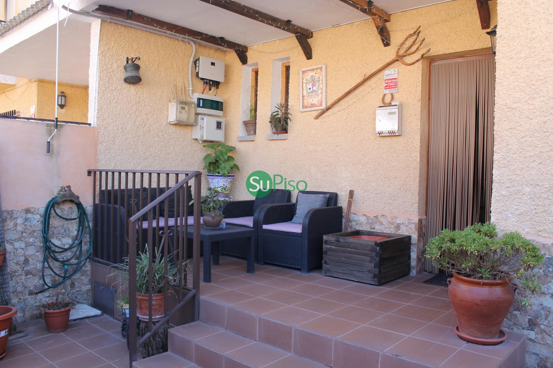 For sale of chalet in Yeles