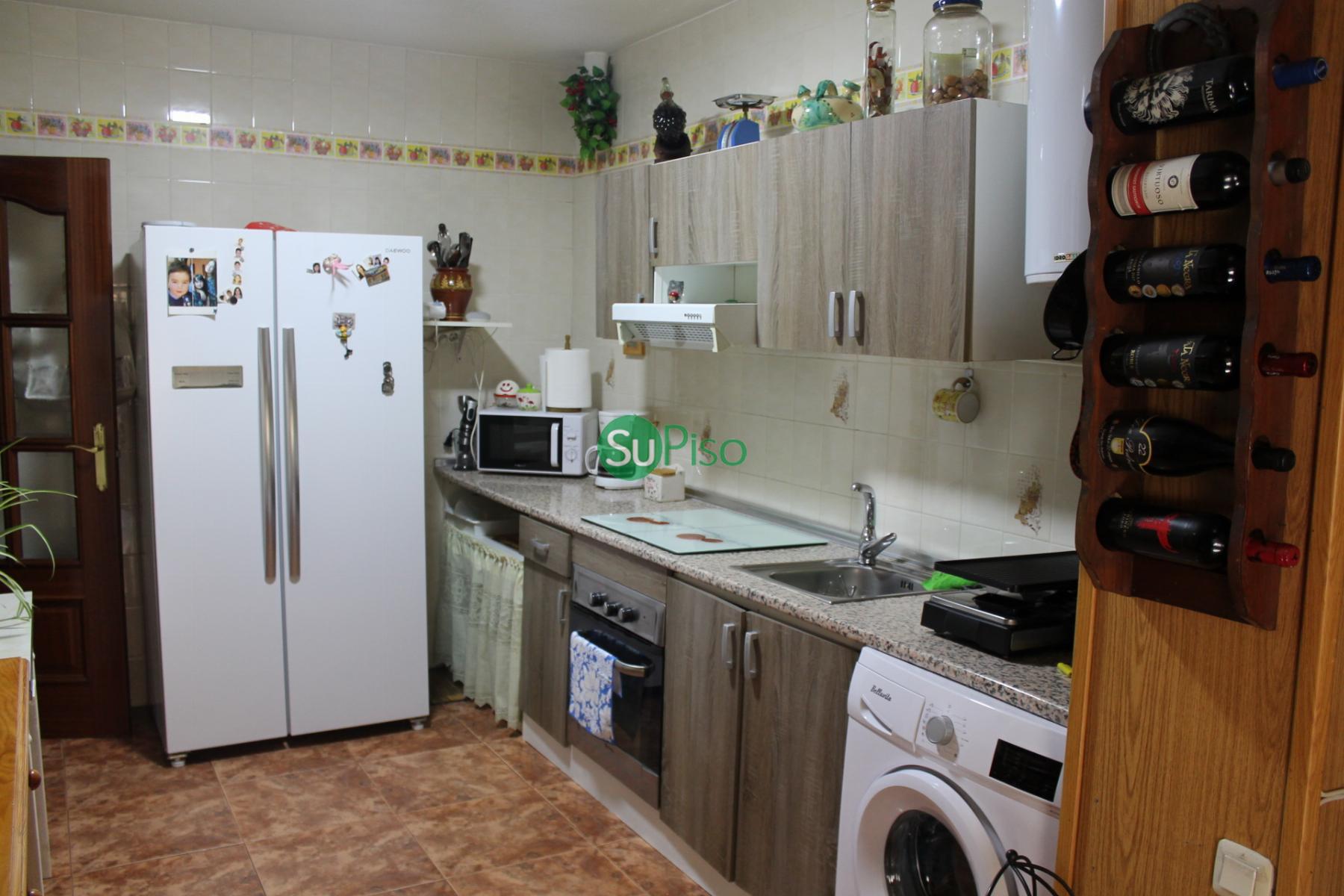 For sale of chalet in Yeles