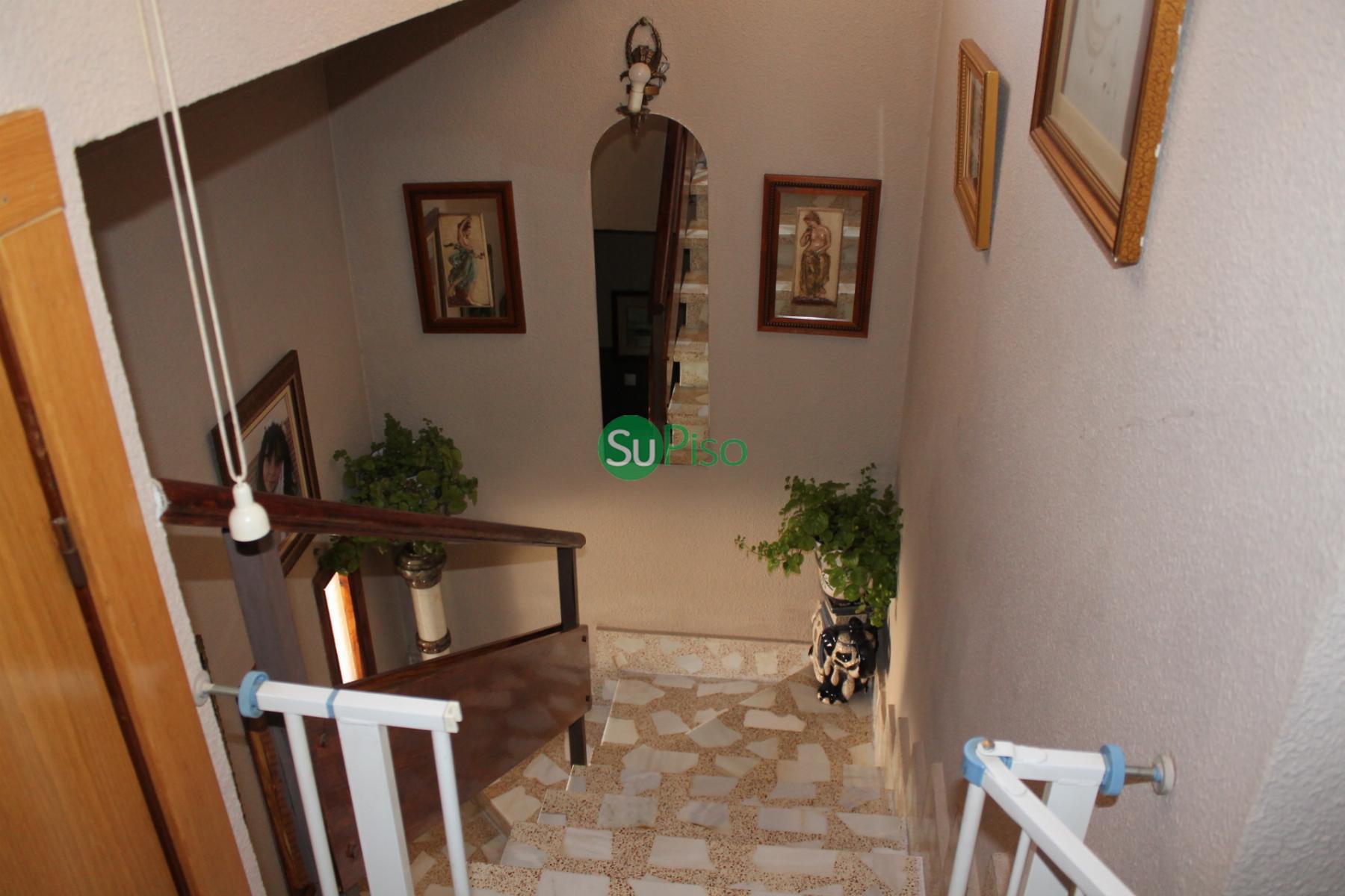 For sale of chalet in Yeles