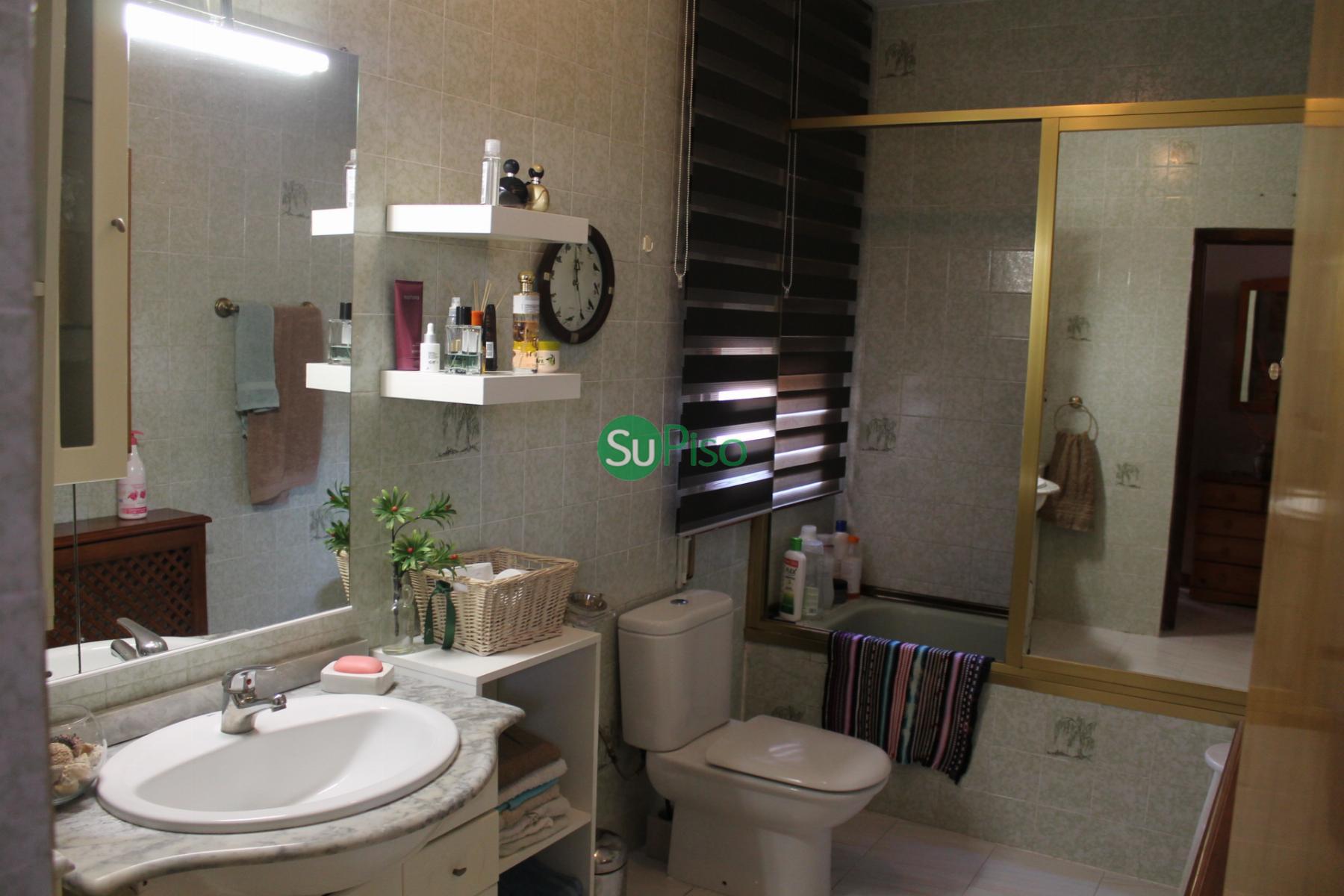 For sale of chalet in Yeles