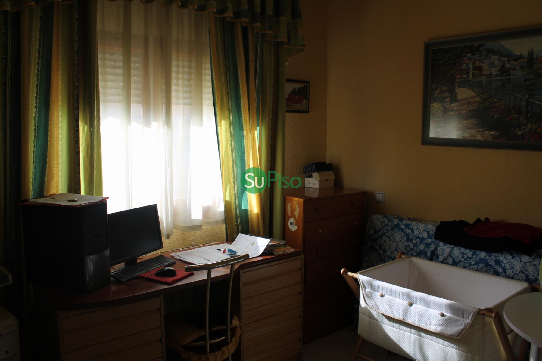 For sale of chalet in Yeles