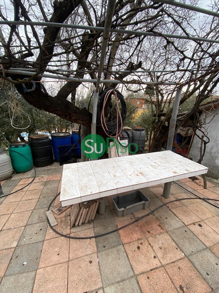 For sale of chalet in Borox