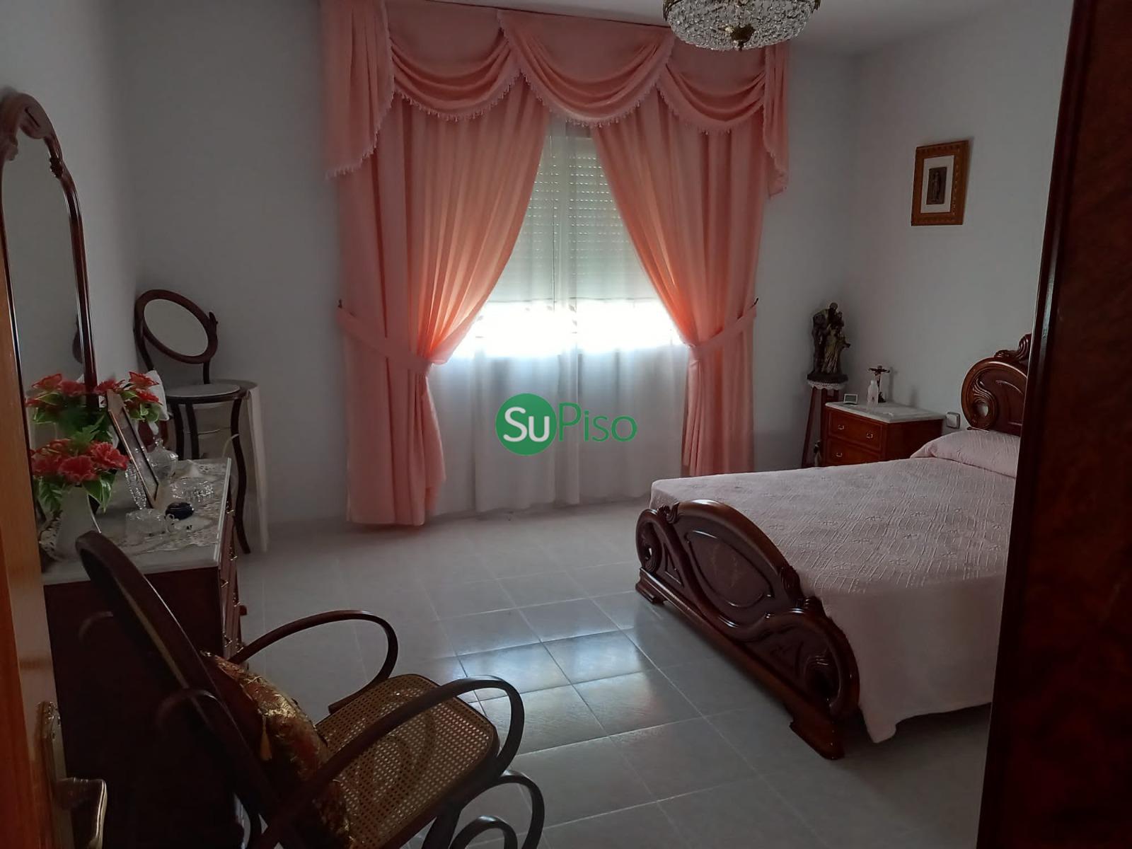 For sale of house in Añover de Tajo
