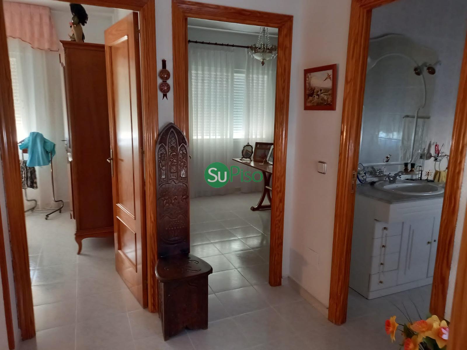 For sale of house in Añover de Tajo