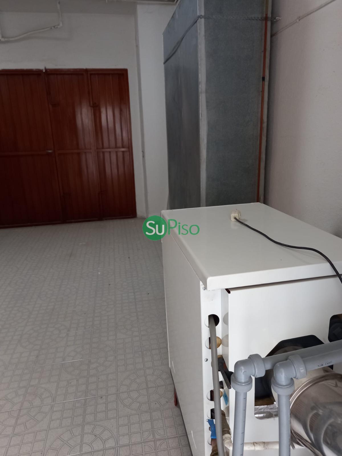 For sale of house in Añover de Tajo